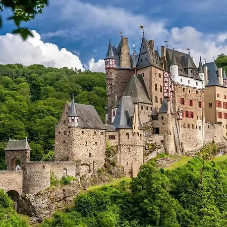 Traumwohnung Jolly Jumper Auf Idyllischem Reiterhof Nähe Burg Eltz Apartment *
