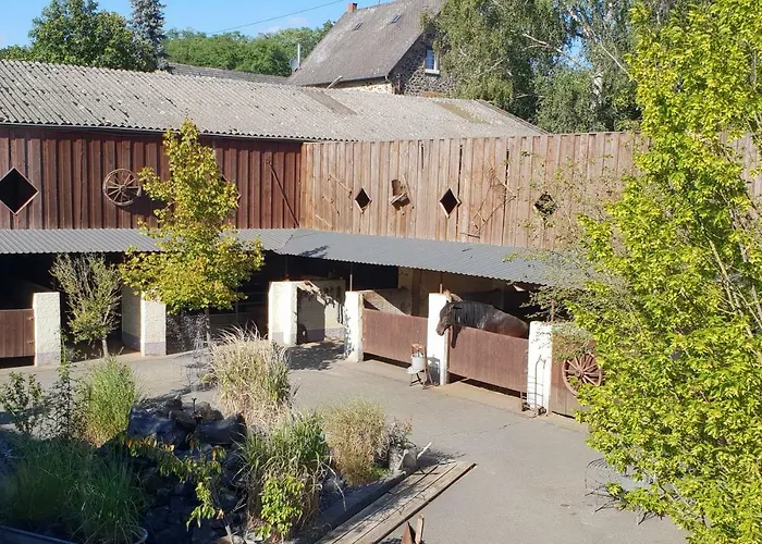 Apartment Traumwohnung Jolly Jumper Auf Idyllischem Reiterhof Naehe Burg Eltz Munstermaifeld